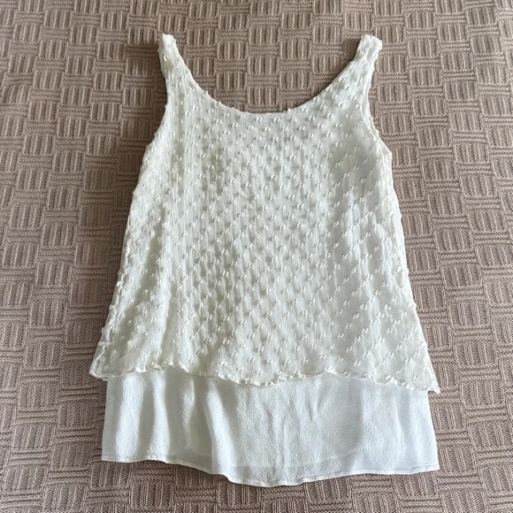 DREW Ivory Textured Sleeveless Blouse - Picture 3 of 6